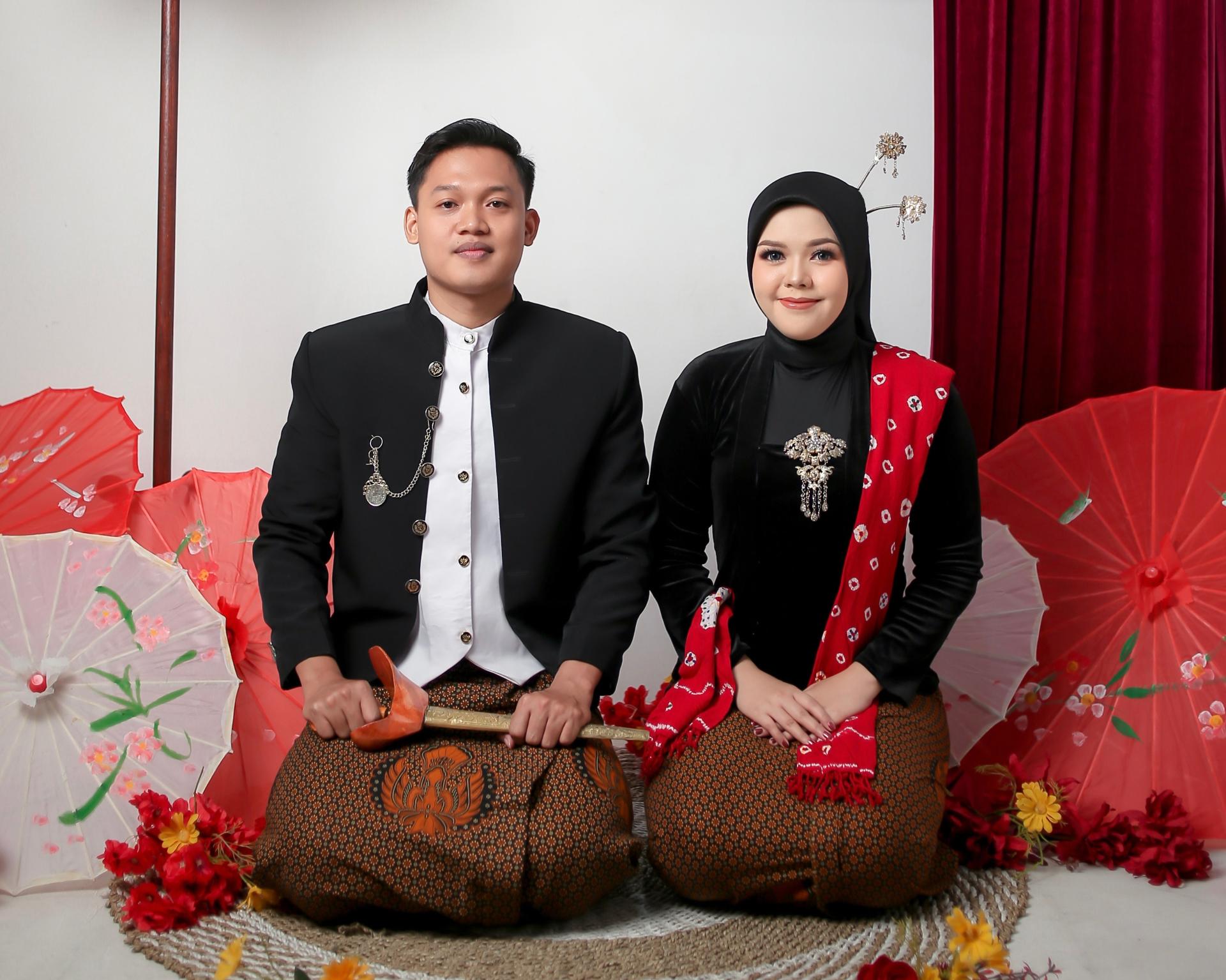 FOTO-LOVESTORY.jpg-compressed